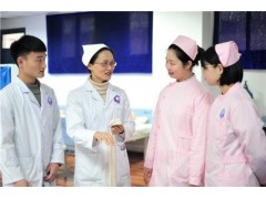 有机融合中医药文化精髓与护理职业精神